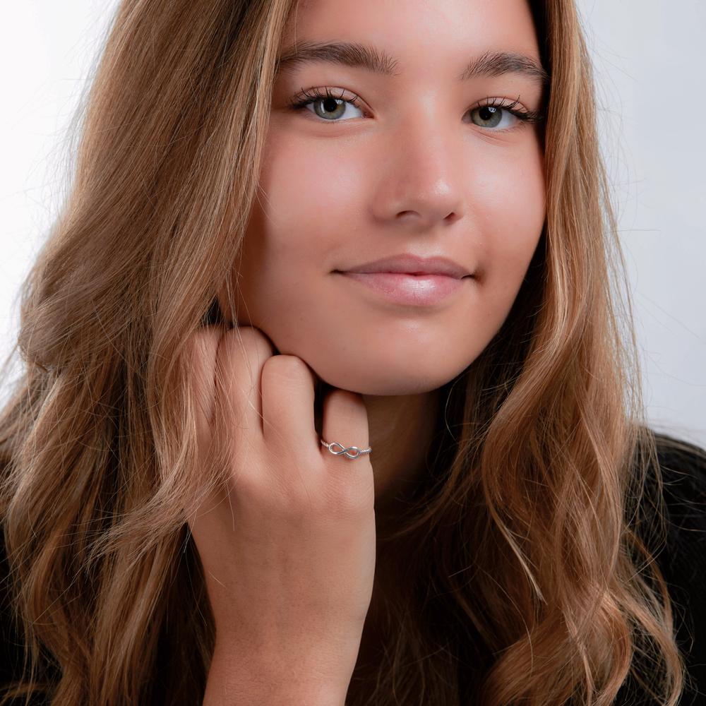 Finger ring Silver rodiumpläterad Oändlighet