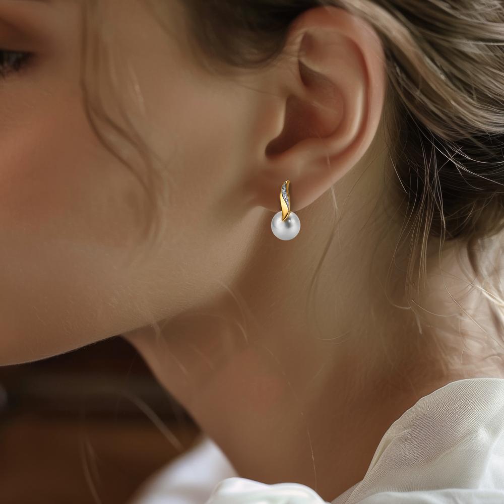 Pendientes 750/oro amarillo de 18 quilates Diamante blanco, 0.10 ct, 2 piedras, [Brillant], w-si Perla cultivada de agua dulce blanco, 2 Perlas, 7 mm