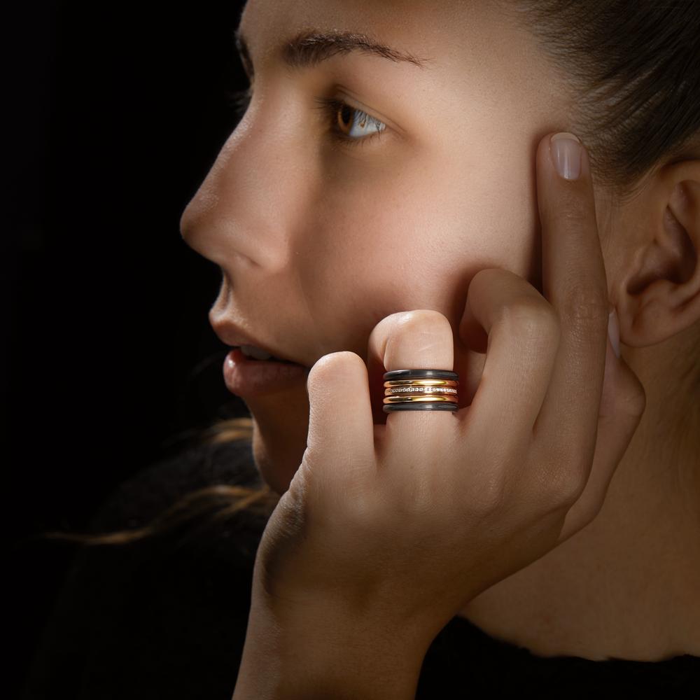 Ring 18k Yellow Gold, Carbon Diamond 0.25 ct, 50 Stones, w-si